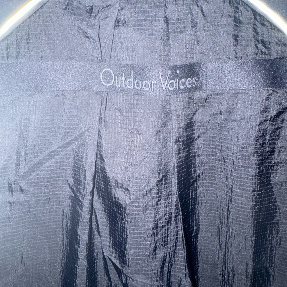 Outdoor Voices Black Running Jacket - Picture 7 of 7